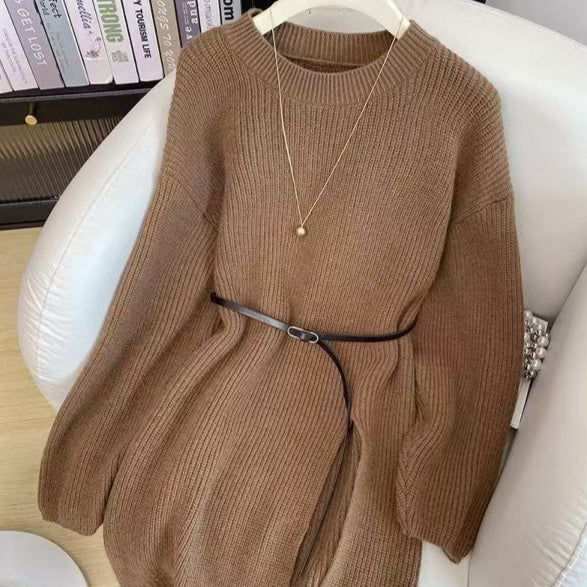 Vinteroutfit – Fransk Retroklänning med Bälte och Prinsessärmar för Dam