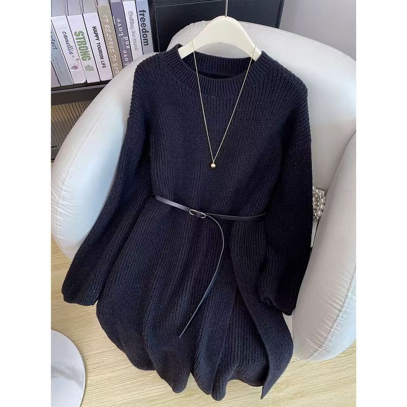 Vinteroutfit – Fransk Retroklänning med Bälte och Prinsessärmar för Dam