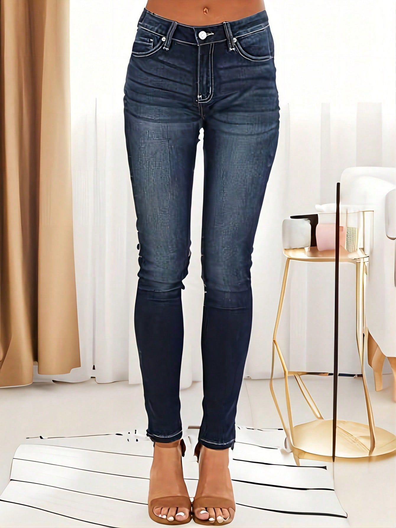Skinny Jeans- tight modell med knappar