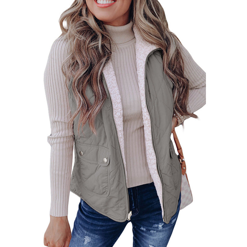 Dubbelsidig damväst – stilren, varm & mångsidig