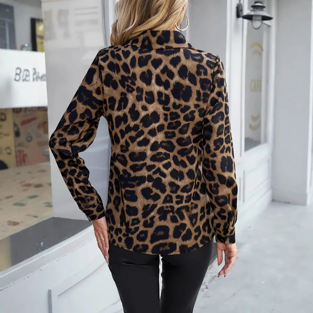 Leopardmönstrad blus - Trendig & Elegant