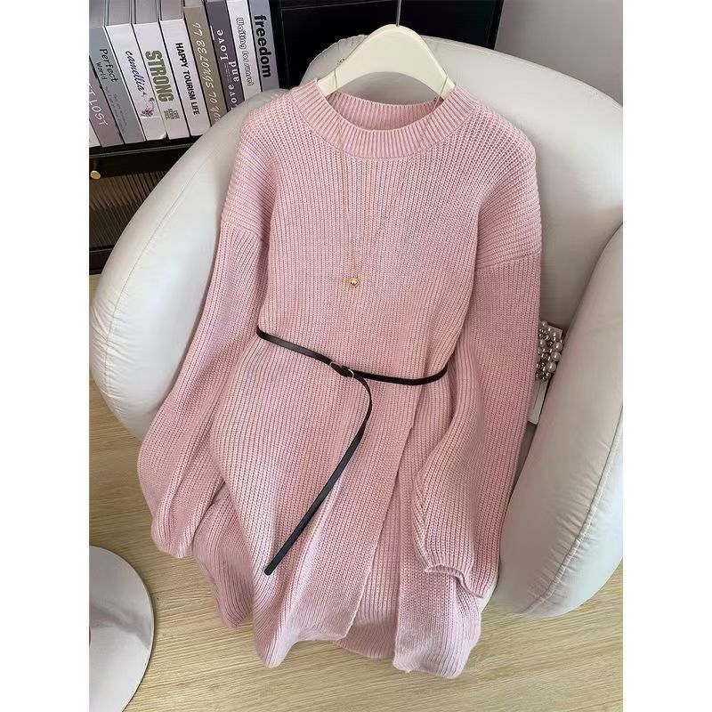 Vinteroutfit – Fransk Retroklänning med Bälte och Prinsessärmar för Dam