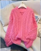 V-ringad Stickad Tröja för Dam – Tjock Kabelstickad Oversize Kofta med Twistmönster